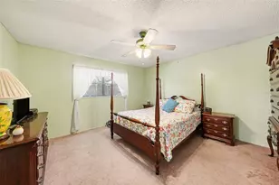 8731 Woodcrest Dr, Port Richey, FL 34668 - Photo 15