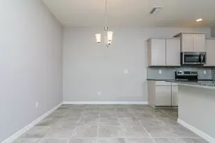 7904 Timberview Loop, Wesley Chapel, FL 33545 - Photo 9