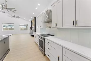 4907 15th Ave N, Saint Petersburg, FL 33710 - Photo 21
