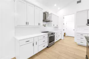 4907 15th Ave N, Saint Petersburg, FL 33710 - Photo 19