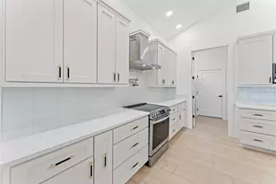 4907 15th Ave N, Saint Petersburg, FL 33710 - Photo 21