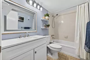 7625 Sun Island Dr S, South Pasadena, FL 33707 - Photo 21