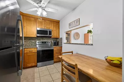 7625 Sun Island Drive S #207, South Pasadena, FL 33707 - Photo 3