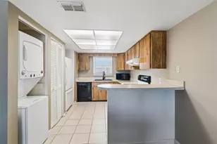 12300 Park Blvd, Seminole, FL 33772 - Photo 13