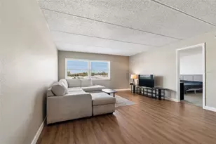 12300 Park Blvd, Seminole, FL 33772 - Photo 21