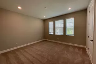 4612 Almada Ln, Wesley Chapel, FL 33543 - Photo 5