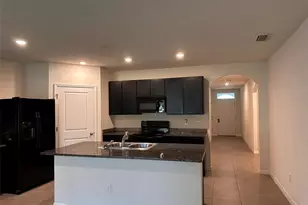 9266 Watolla Dr, Thonotosassa, FL 33592 - Photo 3