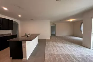 9266 Watolla Dr, Thonotosassa, FL 33592 - Photo 5