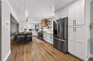 4626 Bay Crest Dr, Tampa, FL 33615 - Photo 7