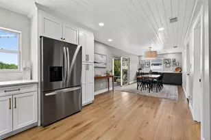 4626 Bay Crest Dr, Tampa, FL 33615 - Photo 13