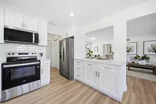 16113 5th St E, Redington Beach, FL 33708 - Photo 23