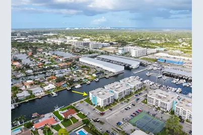 4900 38th Way S #302, Saint Petersburg, FL 33711 - Photo 43