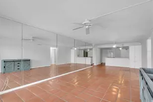 4900 38th Way S, Saint Petersburg, FL 33711 - Photo 9