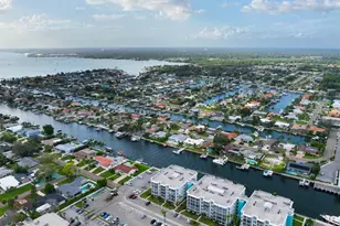 4900 38th Way S, Saint Petersburg, FL 33711 - Photo 31