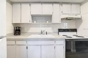 841 Patricia Ave, Dunedin, FL 34698 - Photo 13