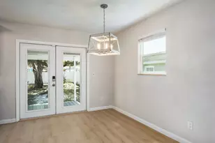 4228 37th Ave N, Saint Petersburg, FL 33713 - Photo 7