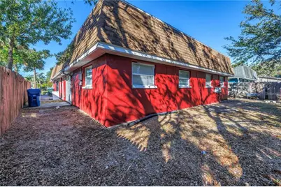 185 Fulton Street NE, Largo, FL 33771 - Photo 15