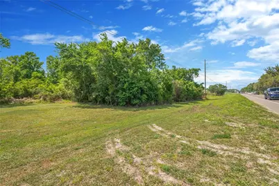 Paul S Buchman Hwy, Zephyrhills, FL 33540 - Photo 13