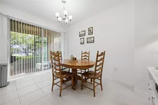 5734 Spotted Harrier Wy, Lithia, FL 33547 - Photo 7