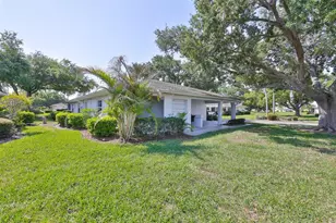 2007 N Halcyon Dr, Sun City Center, FL 33573 - Photo 31