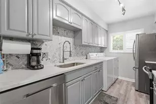 501 E Bay Dr, Largo, FL 33770 - Photo 13