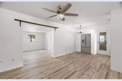 2027 E Valencia Way E, Clearwater, FL 33764 - Photo 13