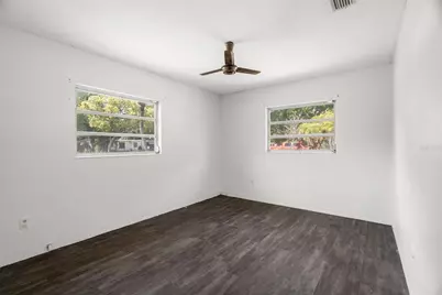 2027 E Valencia Way E, Clearwater, FL 33764 - Photo 19