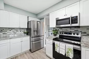 4510 Whitworth Ln, Tampa, FL 33624 - Photo 23