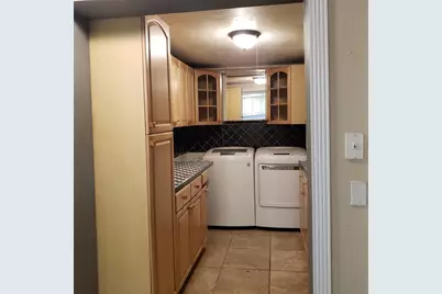 6014 Southern Comfort Boulevard, Tampa, FL 33634 - Photo 9