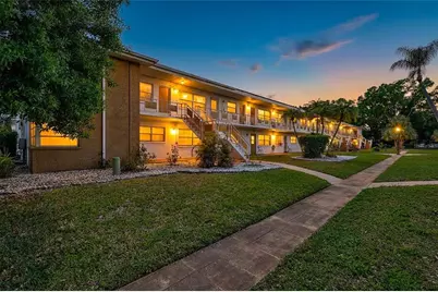 5940 21st Street N #11, Saint Petersburg, FL 33714 - Photo 1