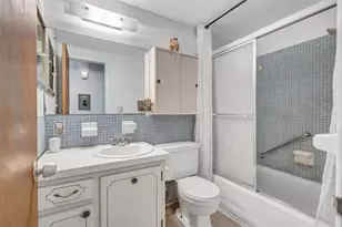 5940 21st St N, Saint Petersburg, FL 33714 - Photo 11