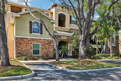 10125 Courtney Palms Boulevard #201, Tampa, FL 33619 - Photo 9
