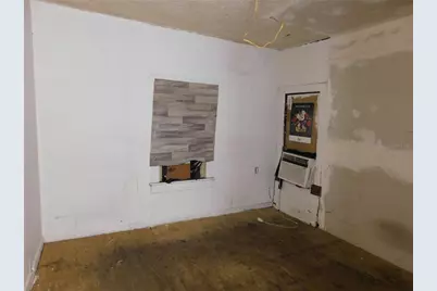 8015 N 11th Street, Tampa, FL 33604 - Photo 11