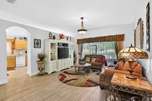 5340 Braddock Dr, Zephyrhills, FL 33541 - Photo 11