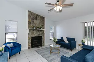 2221 Cypress Point Dr E, Clearwater, FL 33763 - Photo 5