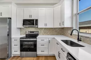 1807 W Cluster Ave, Tampa, FL 33604 - Photo 7