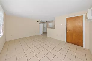 5836-5848 Madison St, New Port Richey, FL 34652 - Photo 7