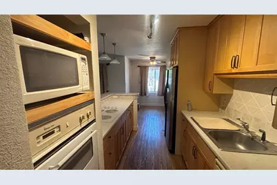 7524 Needle Leaf Place #32, Tampa, FL 33617 - Photo 7