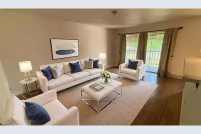 7524 Needle Leaf Place #32, Tampa, FL 33617 - Photo 3