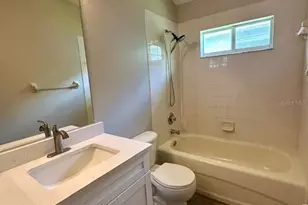 705 Straw Lake Dr, Brandon, FL 33510 - Photo 19