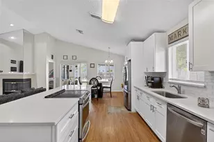 1841 Candlestick Ct, Lutz, FL 33559 - Photo 13