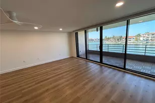 6260 Kipps Colony Ct, Gulfport, FL 33707 - Photo 15