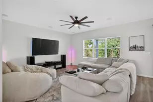 3996 Reflection Dock Dr, Seffner, FL 33584 - Photo 13