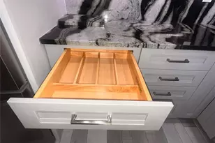 5075 Starfish Dr SE, Saint Petersburg, FL 33705 - Photo 11