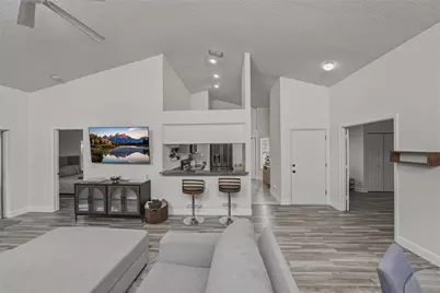 8601 Cottonway Lane, Tampa, FL 33635 - Photo 15