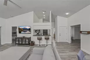 8601 Cottonway Ln, Tampa, FL 33635 - Photo 15