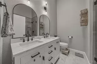 8601 Cottonway Ln, Tampa, FL 33635 - Photo 29