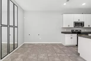 7052 Summer Holly Pl, Riverview, FL 33578 - Photo 9