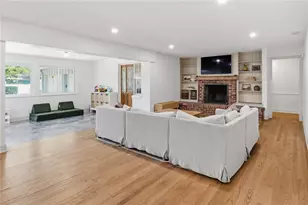 1884 Oakdale Ln N, Clearwater, FL 33764 - Photo 15