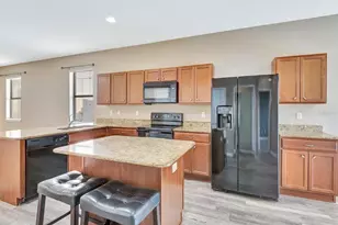 9116 Mountain Camellia Ln, Riverview, FL 33578 - Photo 13